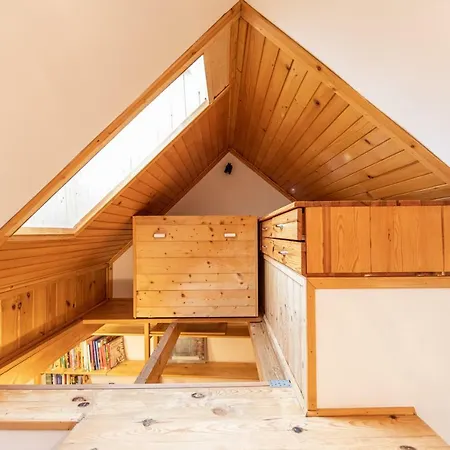 Romantic Attic Retreat Bratislava Exterior photo