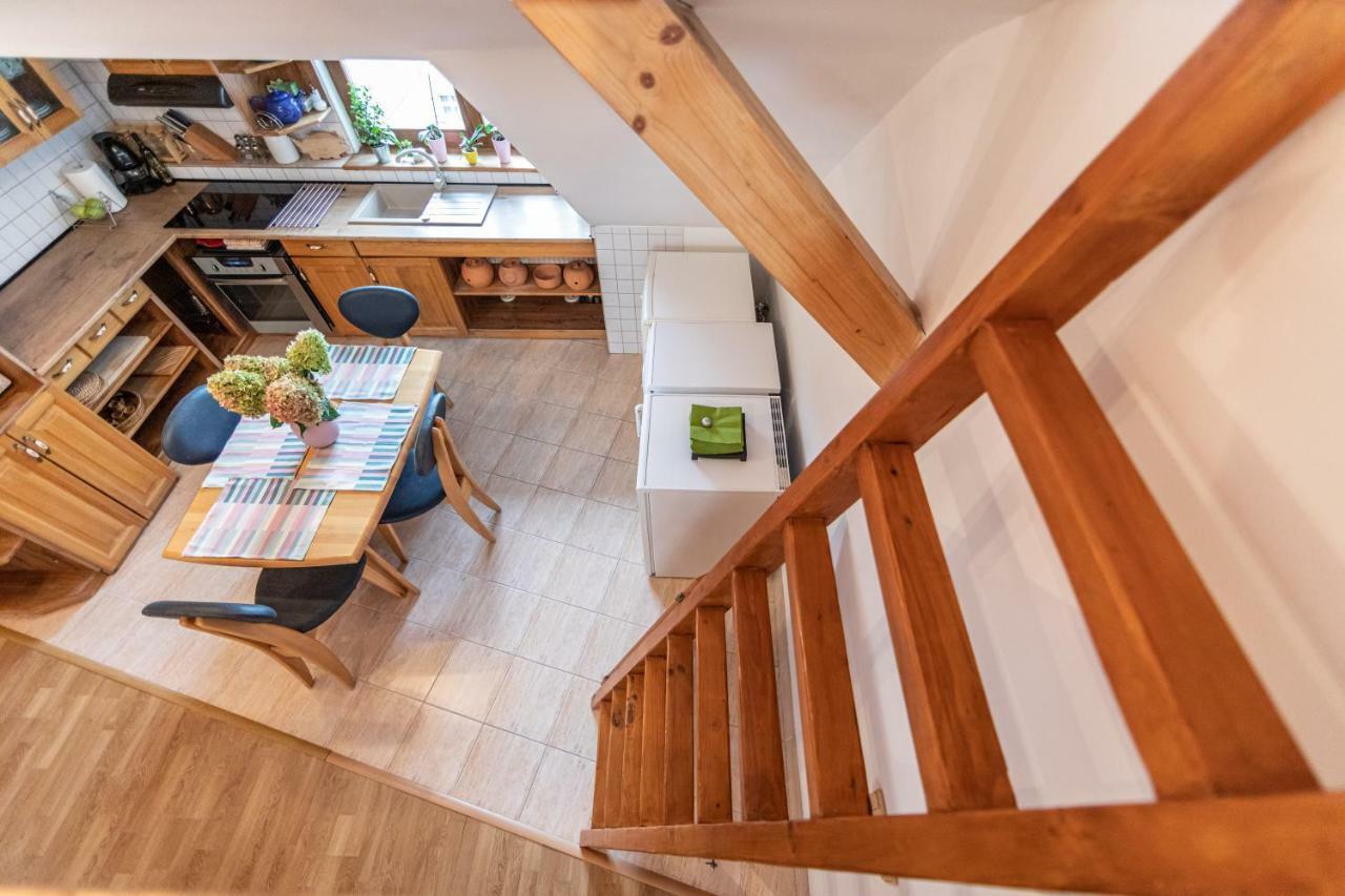 Romantic Attic Retreat Bratislava