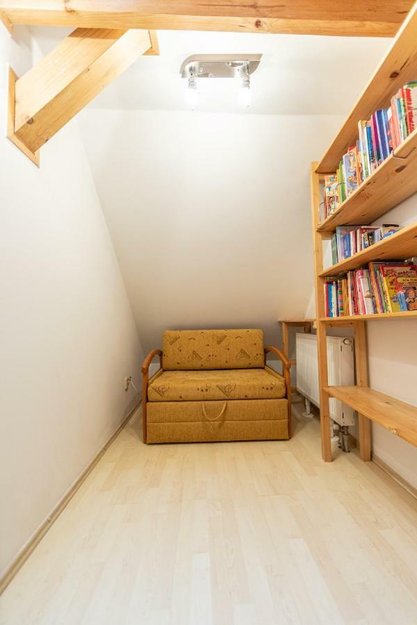 Romantic Attic Retreat Apartment *